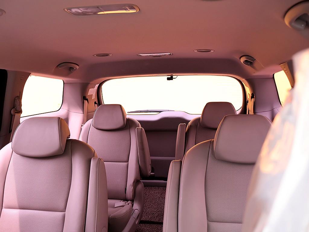 KIA Carnival 2019 Blanco - Importación desde Corea - HF Imports Iquique - Foto 12