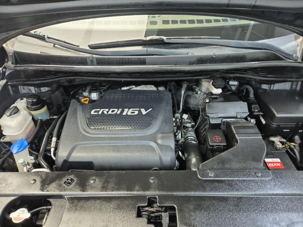 KIA Carnival - Vista 5