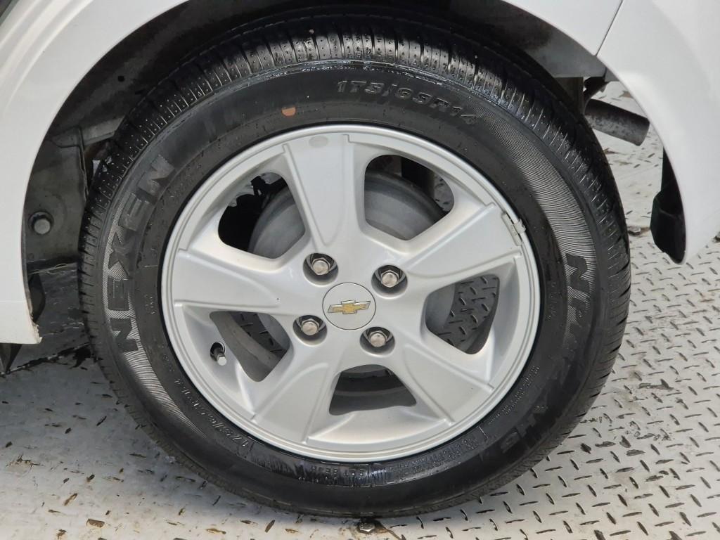 Chevrolet Spark 2022 Blanco - Importación desde Corea - HF Imports Iquique - Foto 19