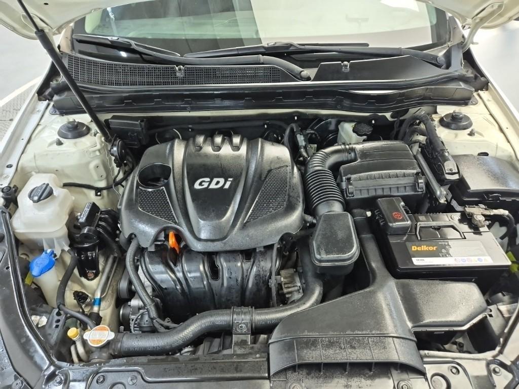 KIA K5 2011 Blanco - Importación desde Corea - HF Imports Iquique - Foto 18