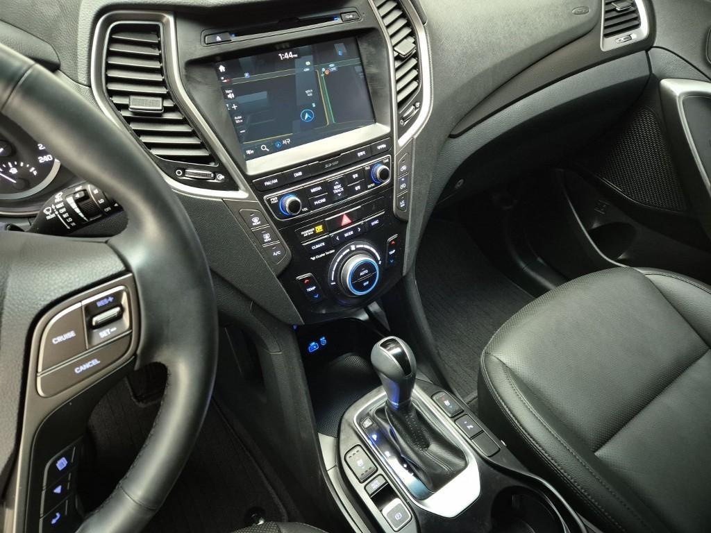 HYUNDAI Santa Fe - Vista 10