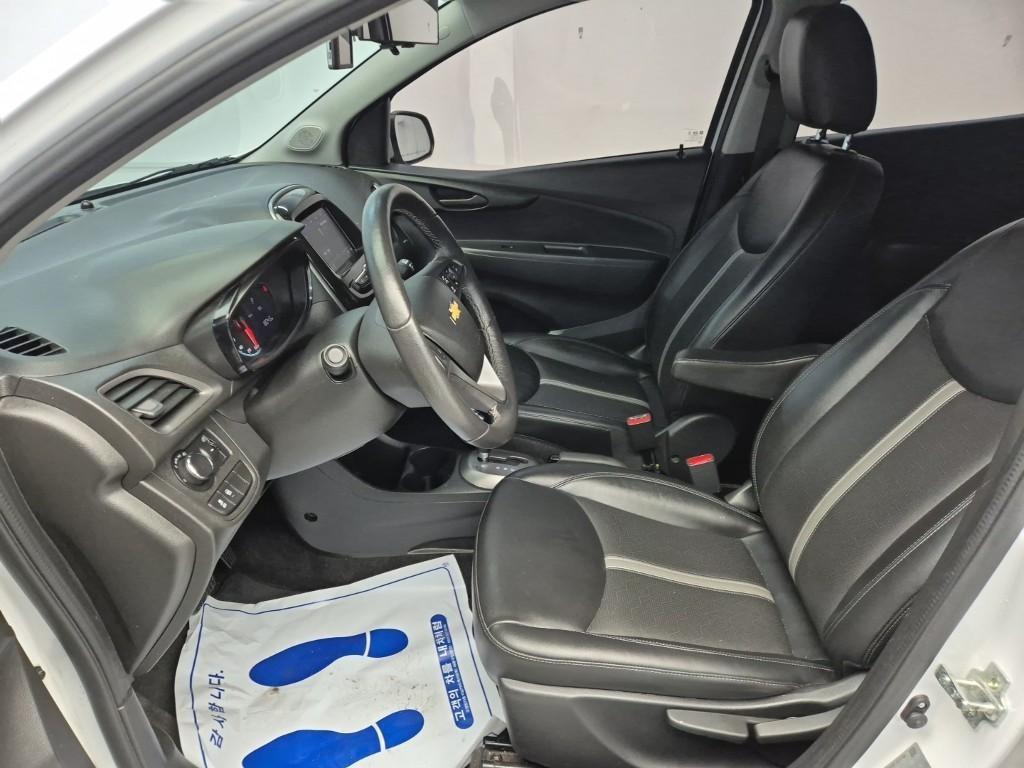 Chevrolet Spark - Vista 11