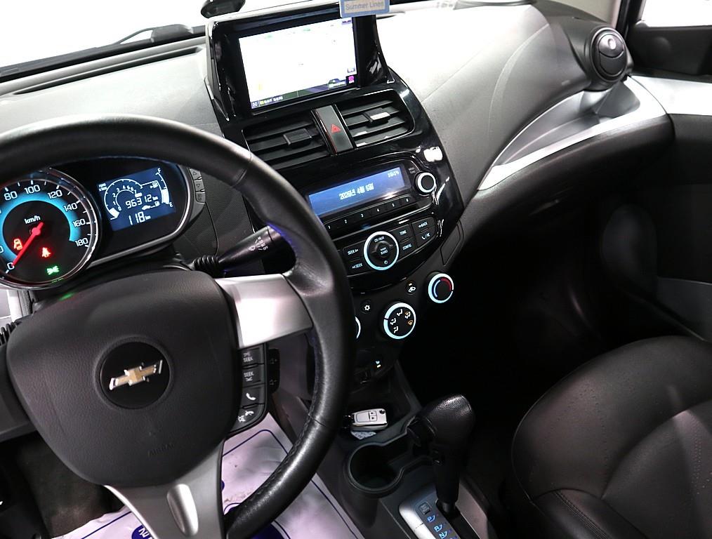 Chevrolet Spark - Vista 11