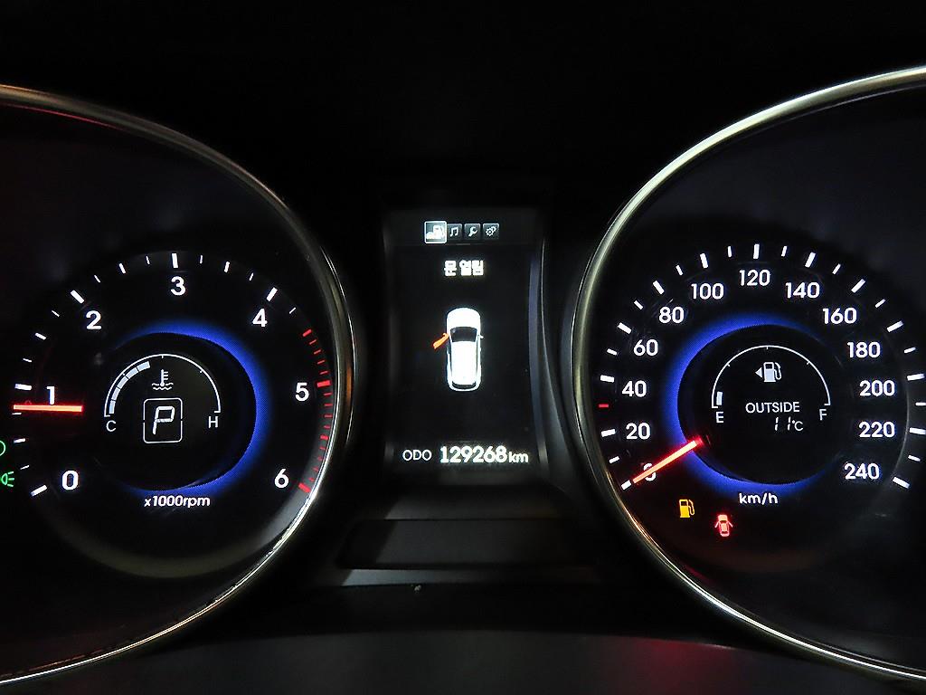 HYUNDAI Santa Fe - Vista 9