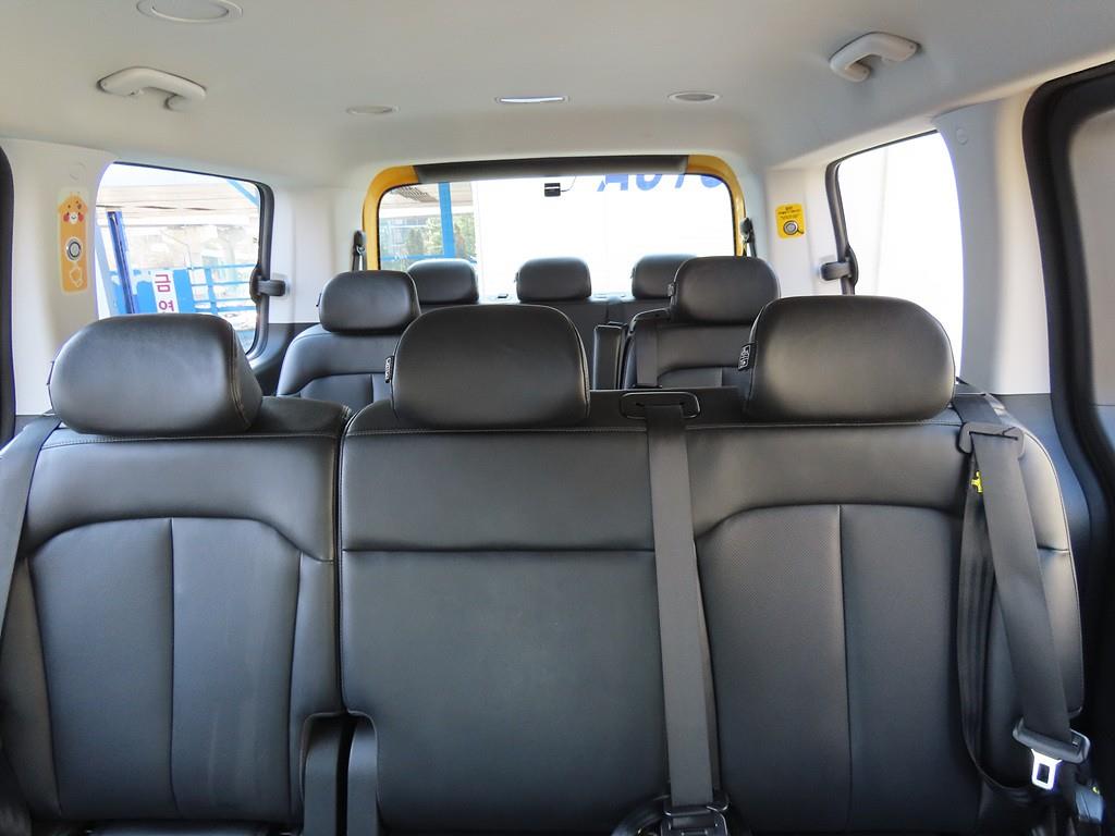 HYUNDAI Staria - Vista 7