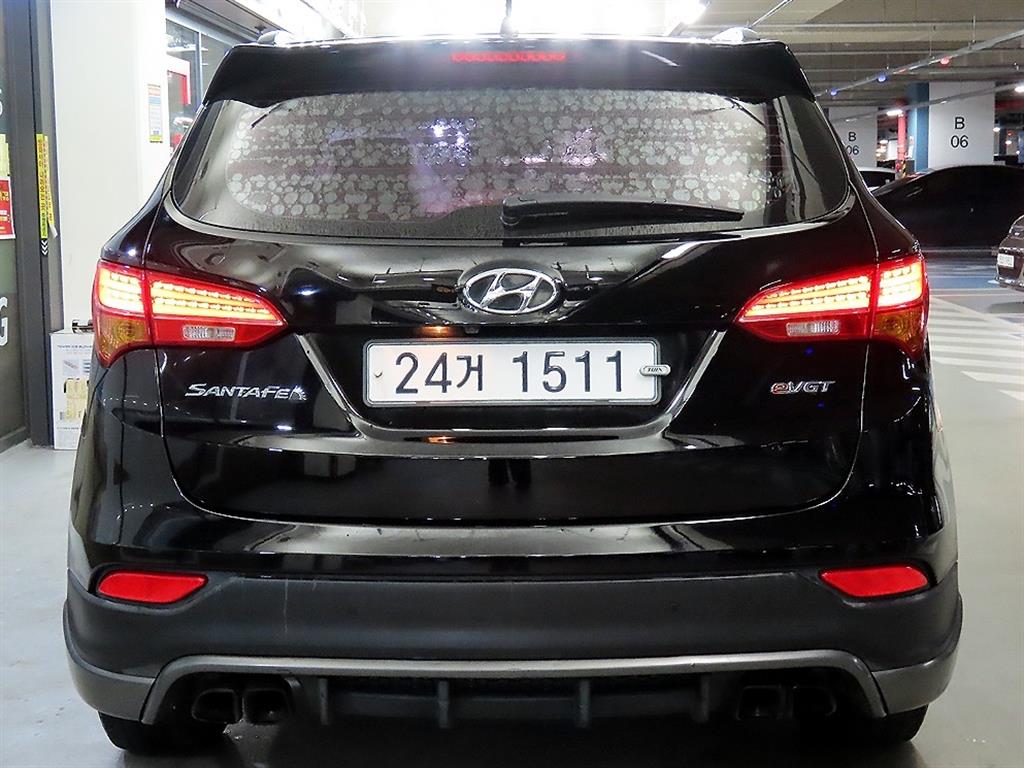 HYUNDAI Santa Fe - Vista 5