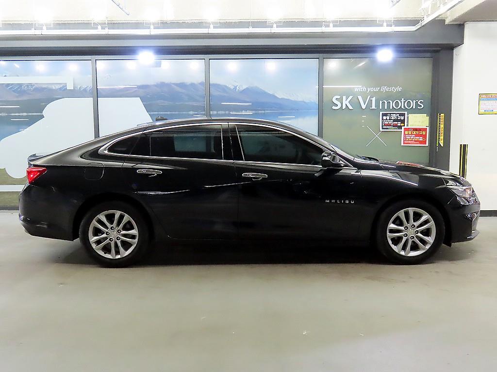 Chevrolet Malibu - Vista 3