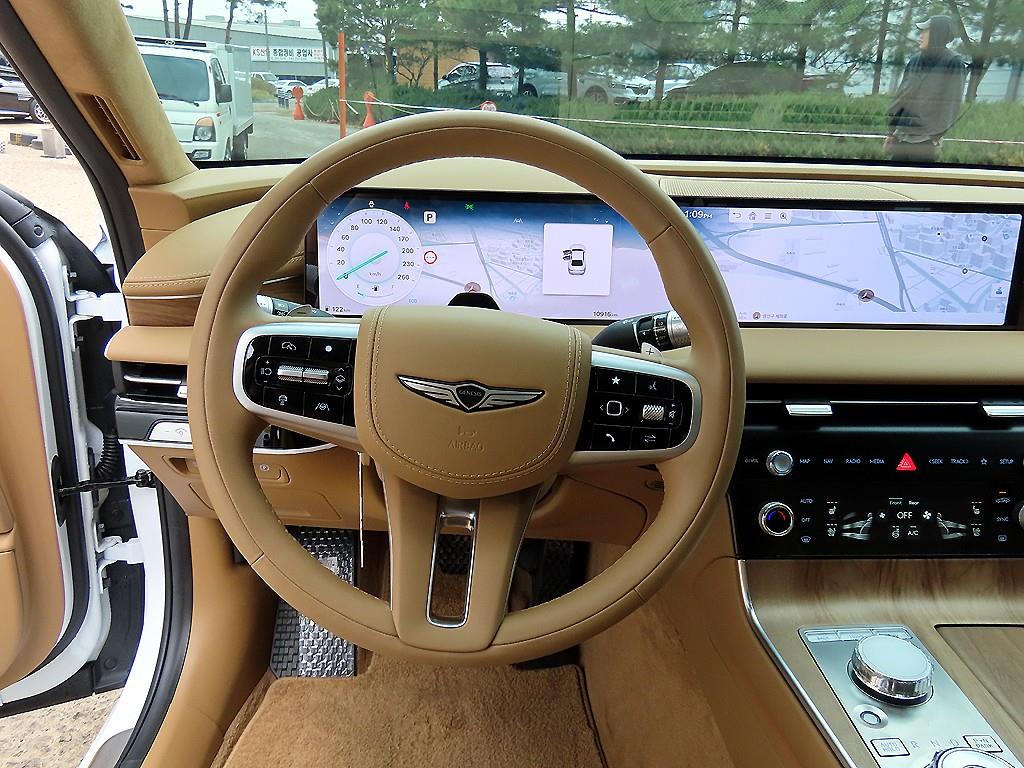 Genesis G80 - Vista 8