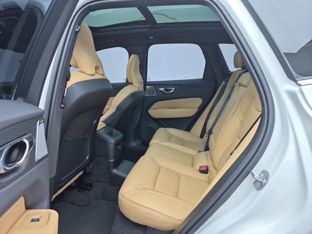 Volvo XC60 - Vista 12
