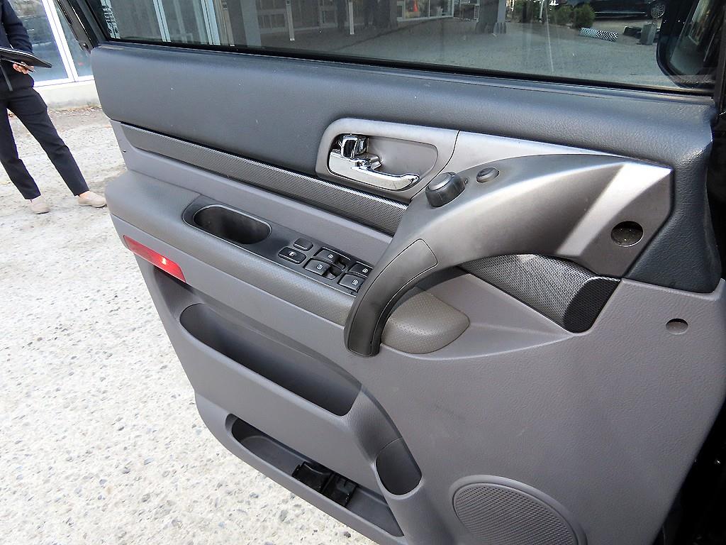 Ssangyong Korando - Vista 11