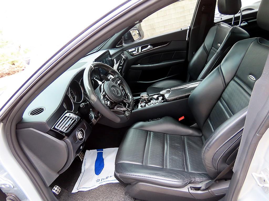 Mercedes Benz CLS Class - Vista 5