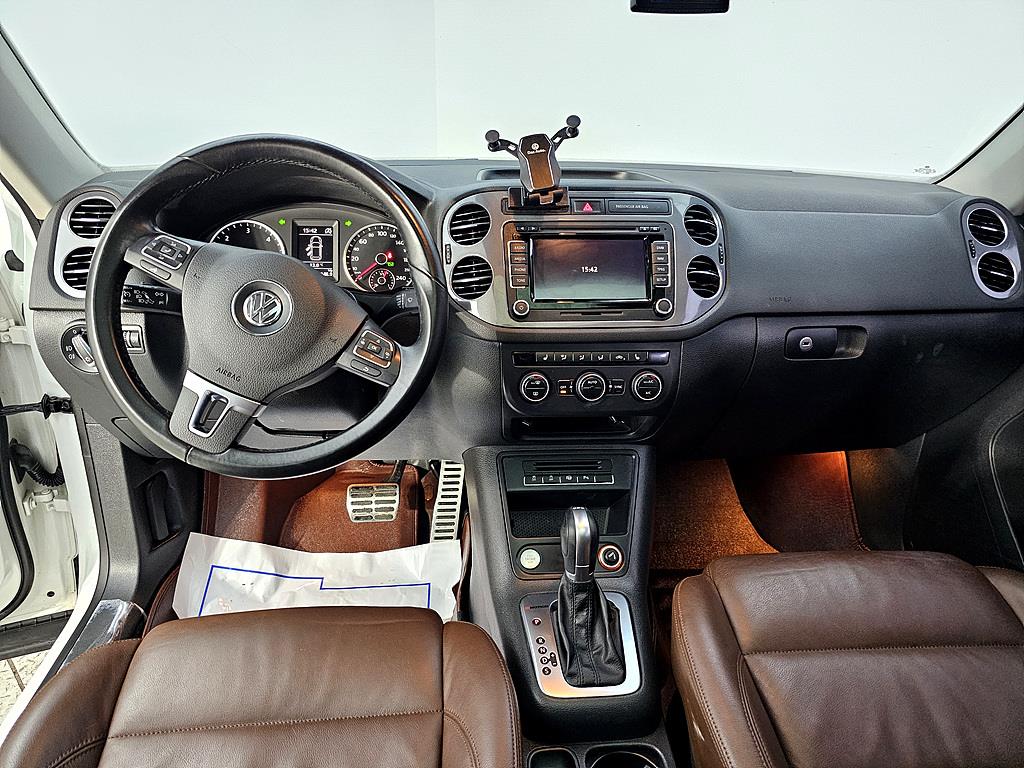 Volkswagen Tiguan - Vista 5