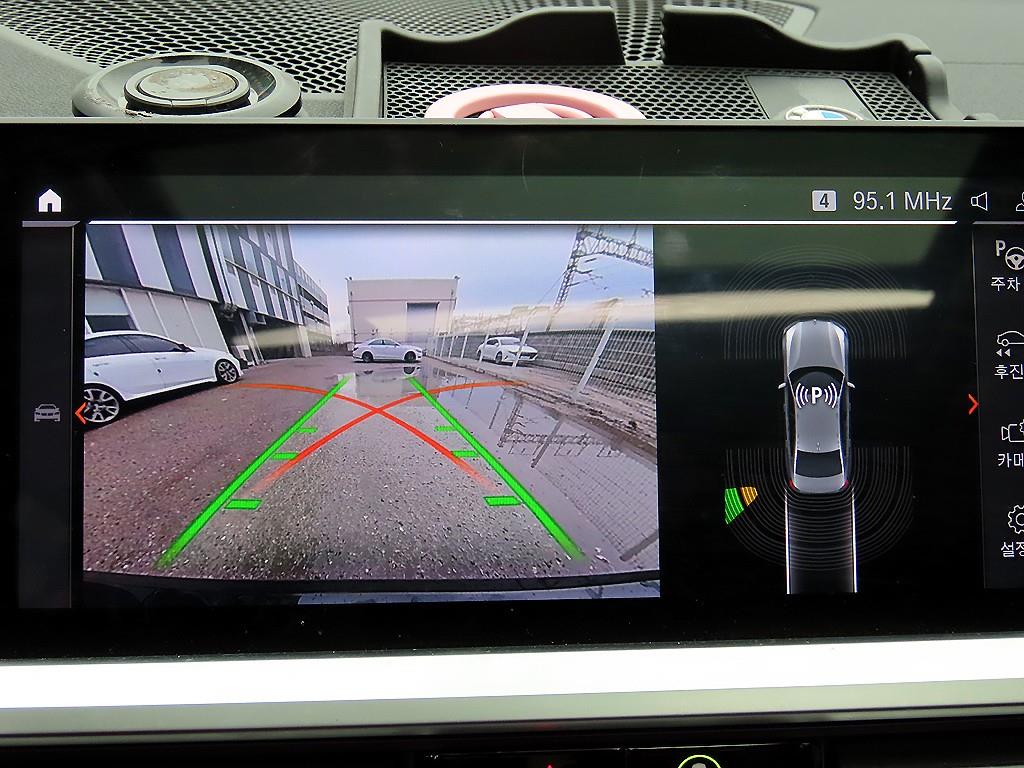 BMW 3 series 2022 Negro - Importación desde Corea - HF Imports Iquique - Foto 13