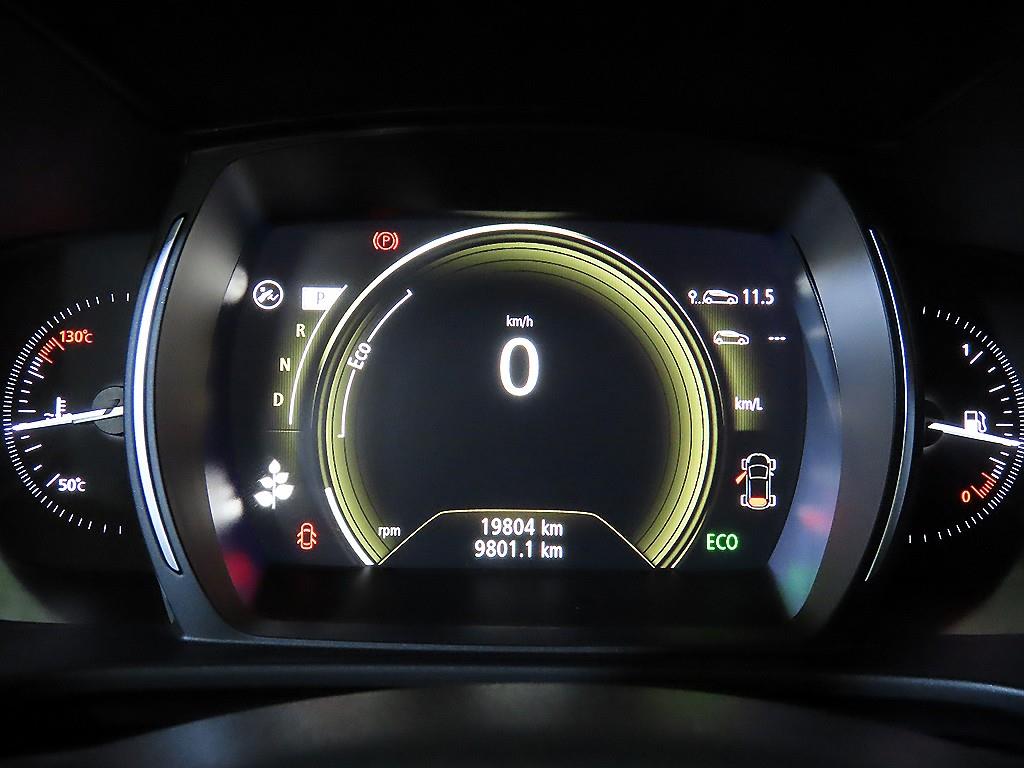 SAMSUNG QM6 - Vista 9