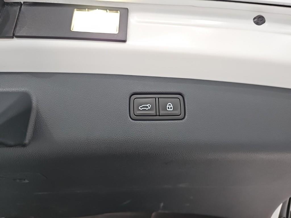 Genesis GV70 2021 Blanco - Importación desde Corea - HF Imports Iquique - Foto 18