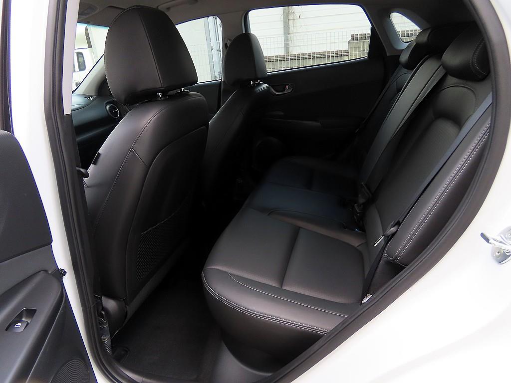 HYUNDAI Kona - Vista 6