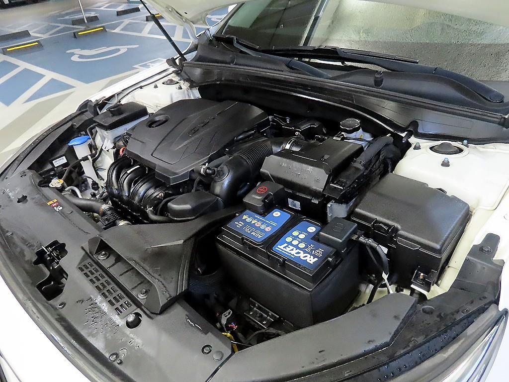 KIA K7 2020 Blanco - Importación desde Corea - HF Imports Iquique - Foto 19