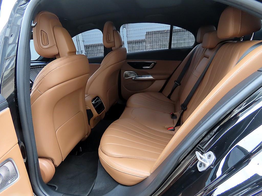 Mercedes Benz E class - Vista 6