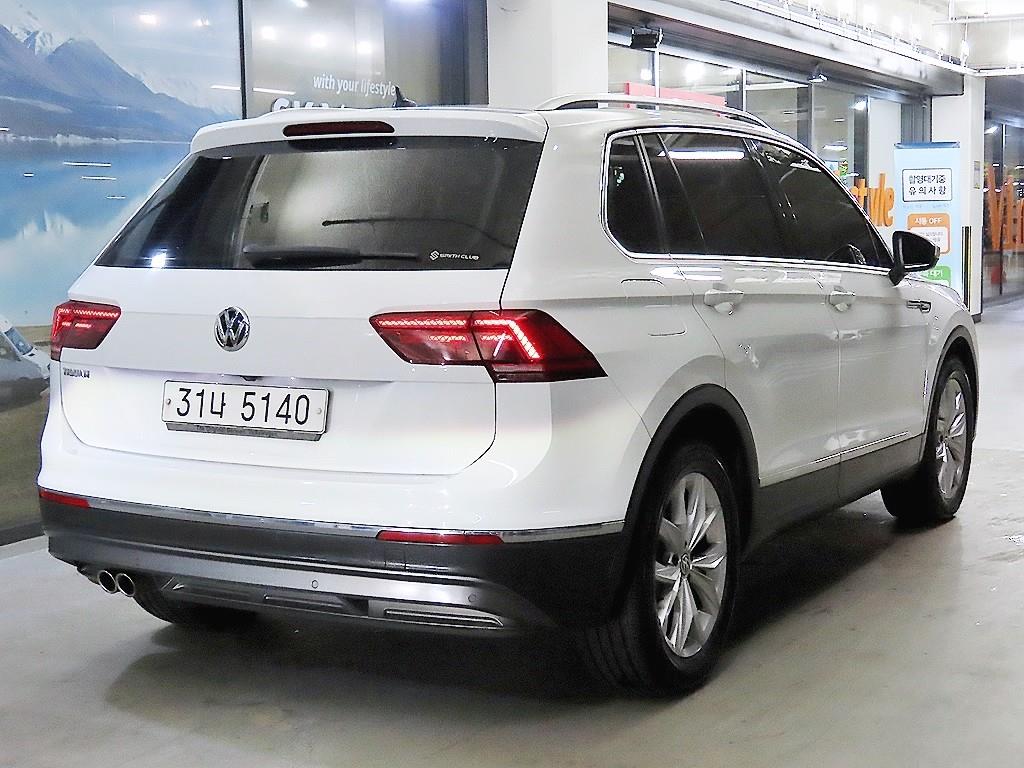 Volkswagen Tiguan - Vista 4