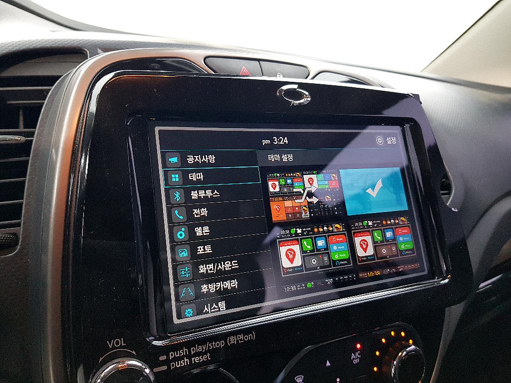 SAMSUNG QM3 - Vista 12