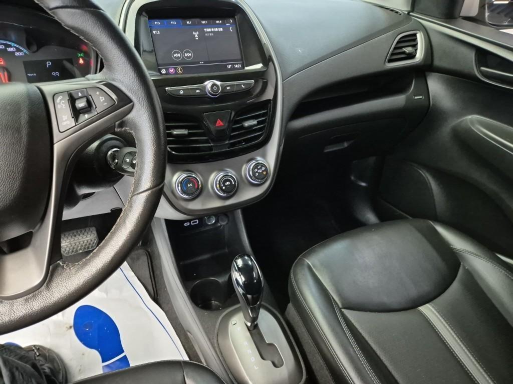 Chevrolet Spark - Vista 10