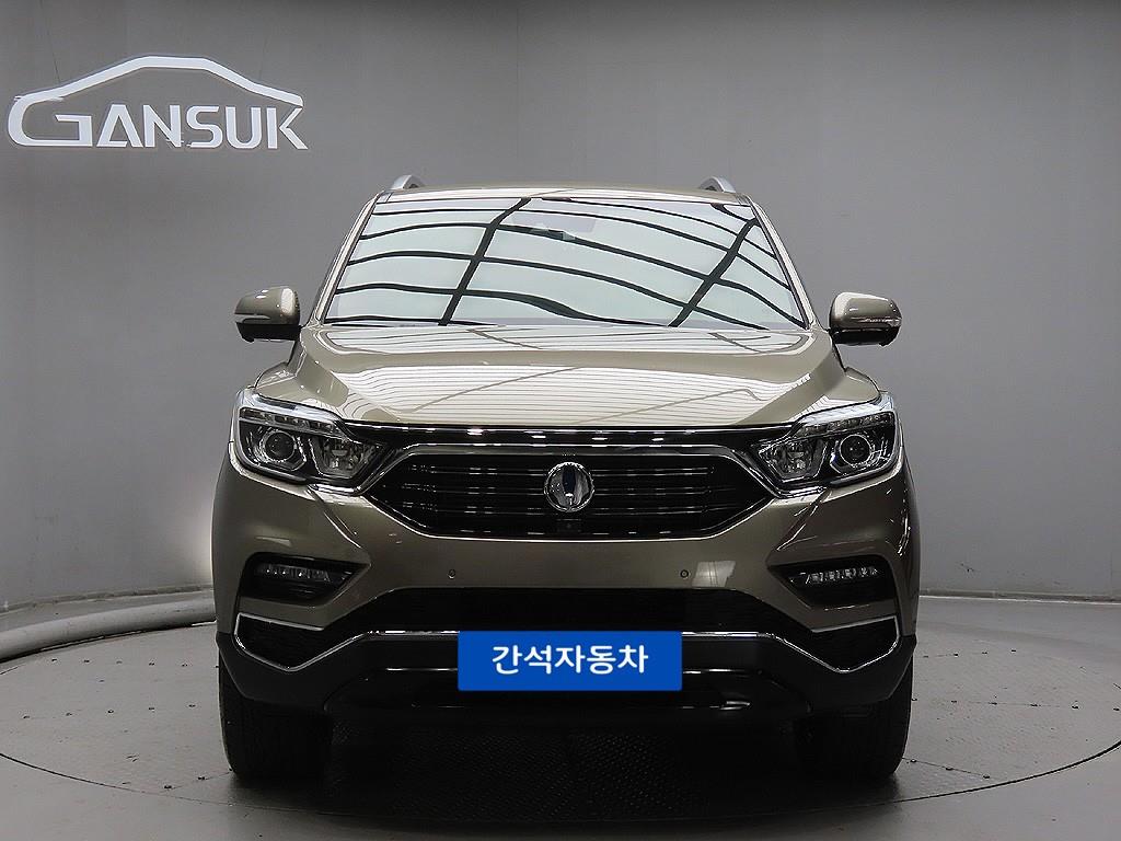 Ssangyong Rexton 2018 Gold color - Importación desde Corea - HF Imports Iquique - Foto 1
