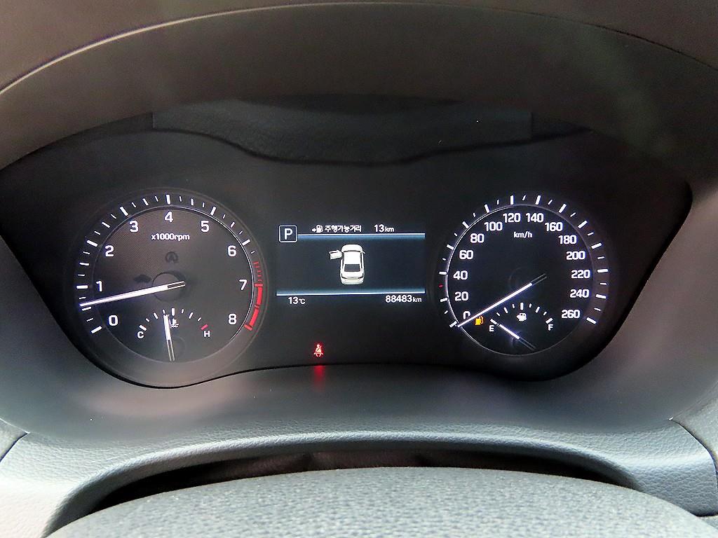 Genesis G80 - Vista 9