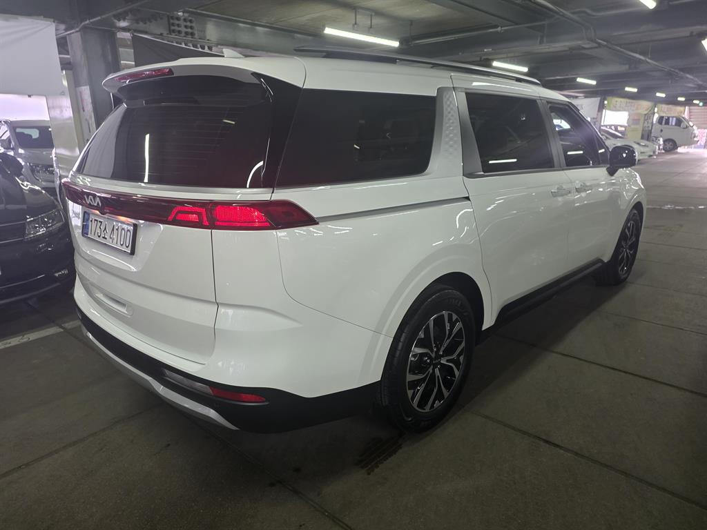 KIA Carnival - Vista 3