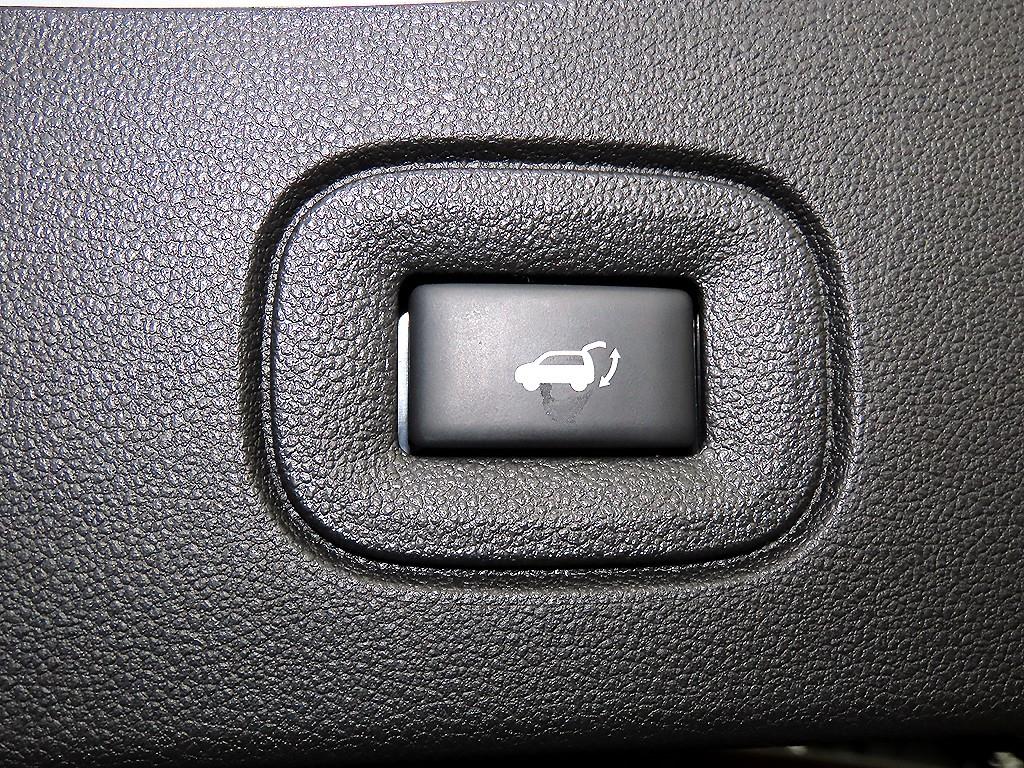 SAMSUNG QM6 2020 Blanco - Importación desde Corea - HF Imports Iquique - Foto 16