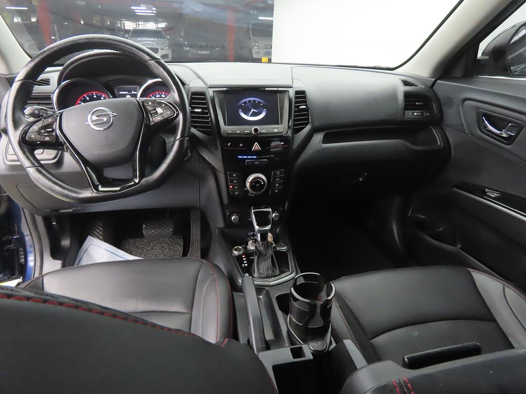 Ssangyong Tivoli - Vista 7