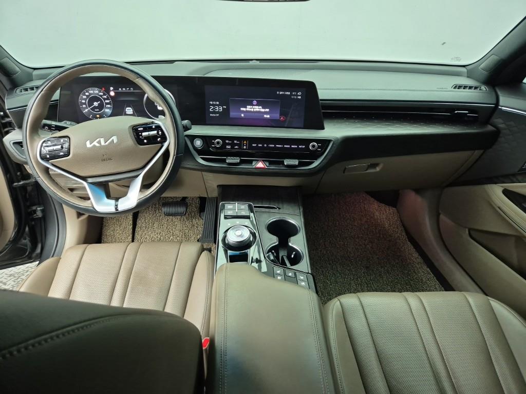 KIA K8 - Vista 5