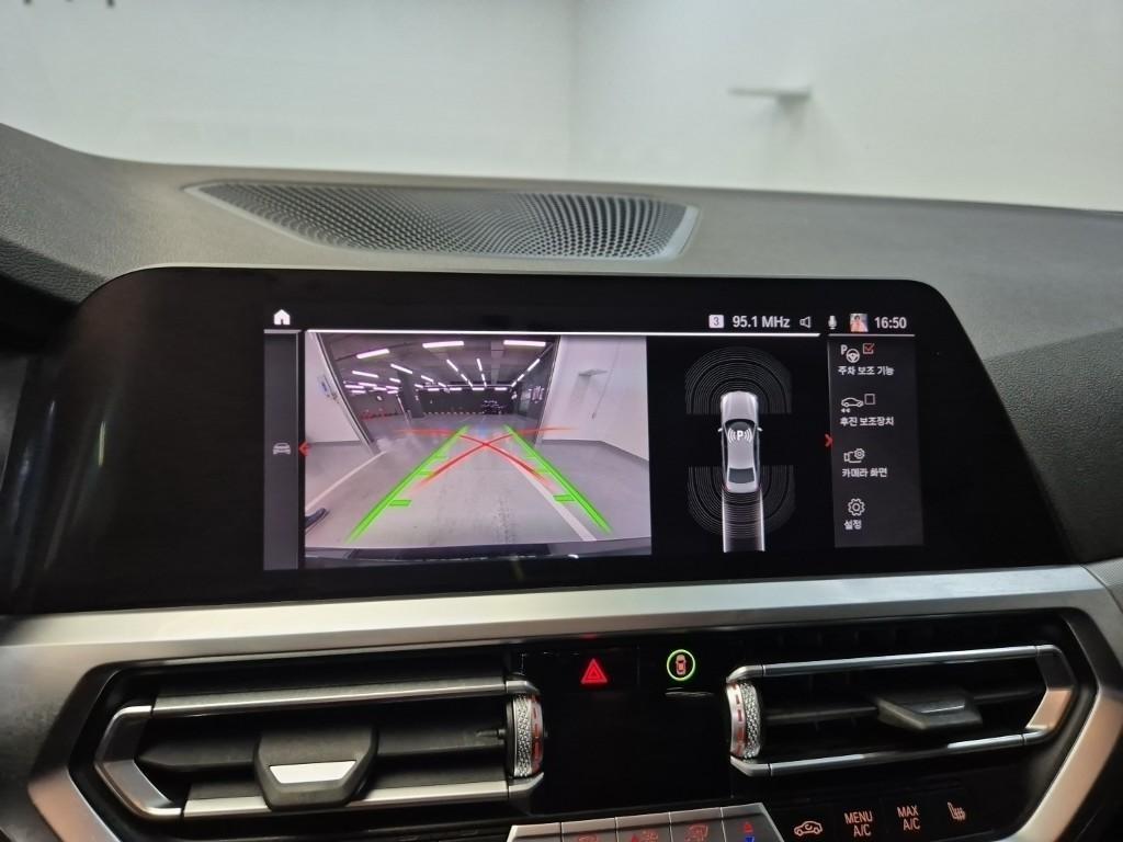 BMW 3 series 2022 Negro - Importación desde Corea - HF Imports Iquique - Foto 15