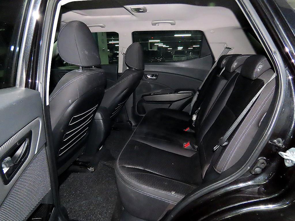 Ssangyong Tivoli - Vista 7