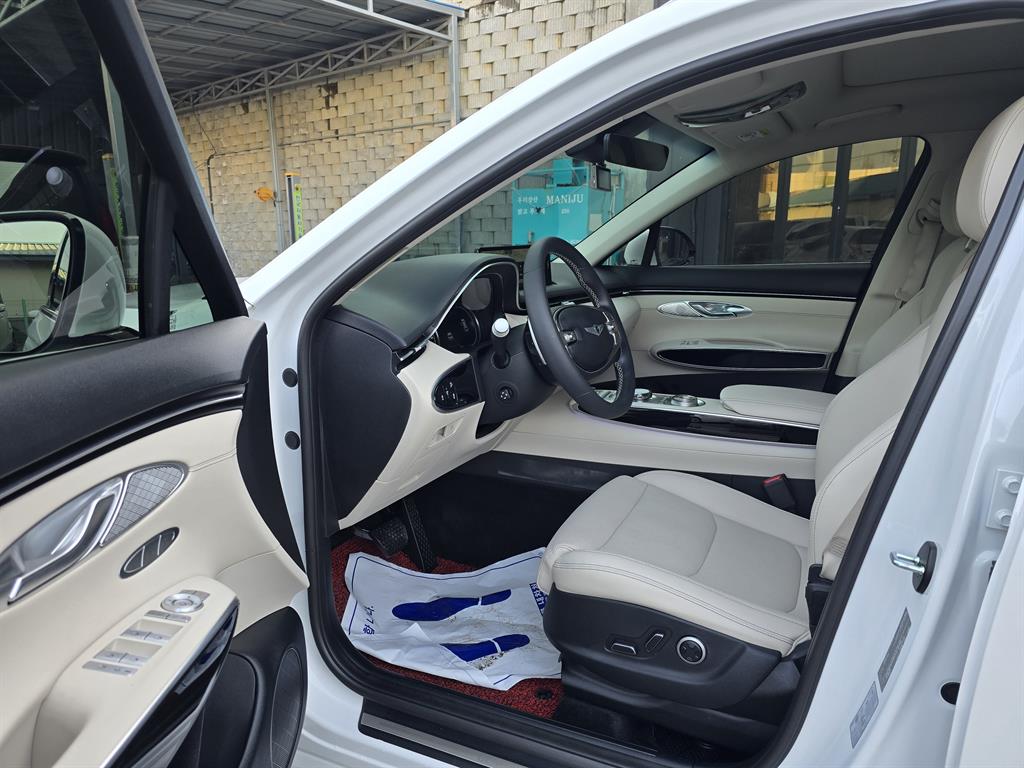 Genesis GV70 2023 Blanco - Importación desde Corea - HF Imports Iquique - Foto 19