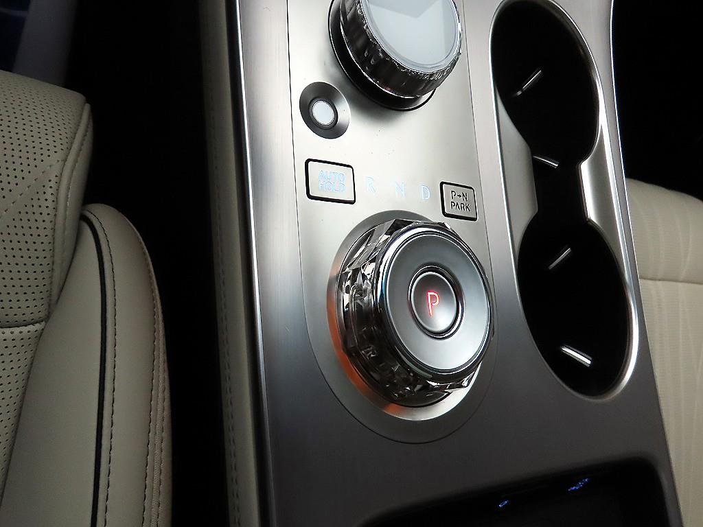 Genesis GV70 - Vista 10