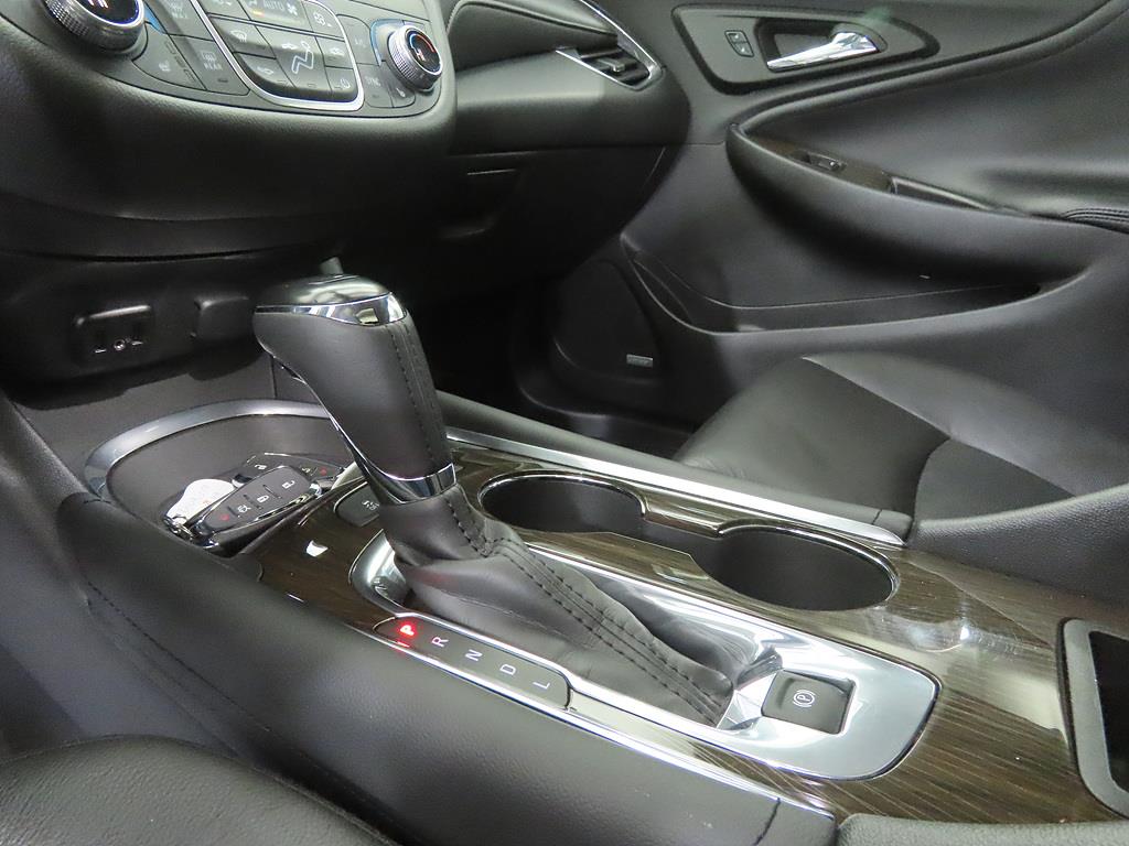 Chevrolet Malibu - Vista 11