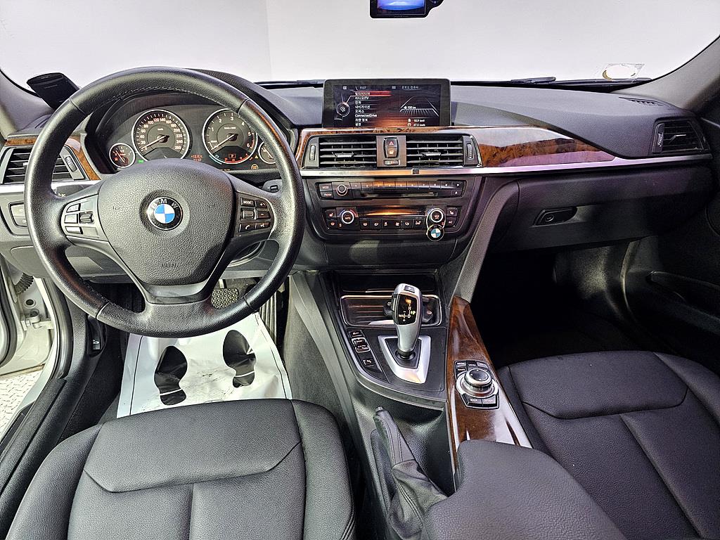 BMW 3 series - Vista 5