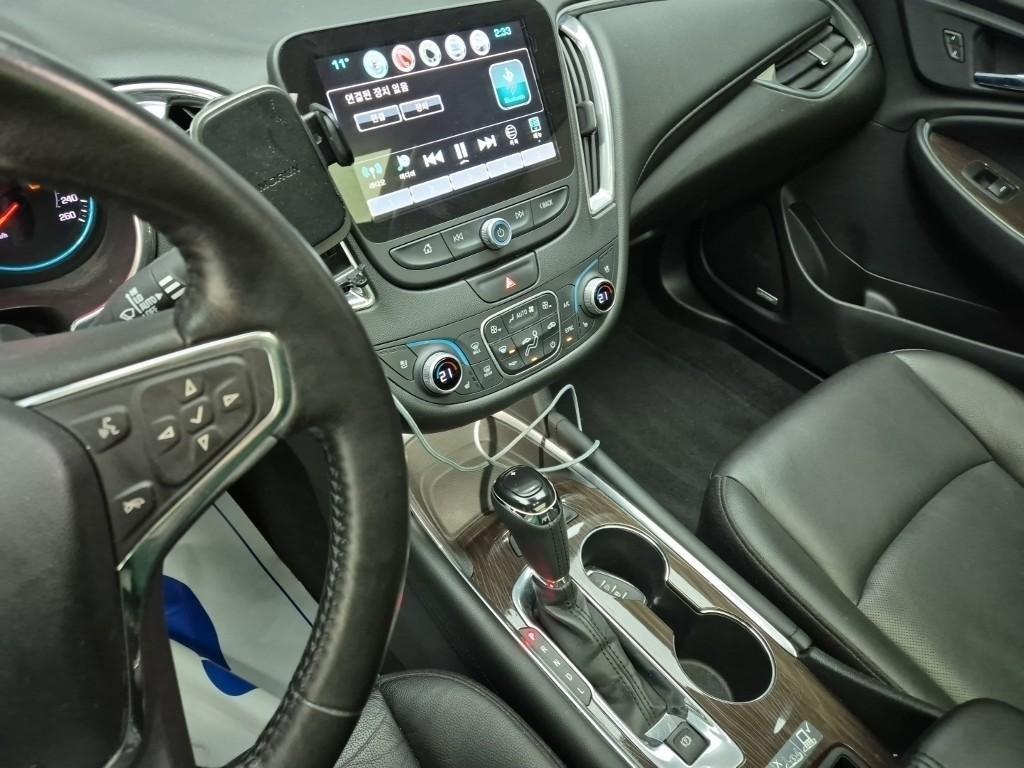 Chevrolet Malibu - Vista 10