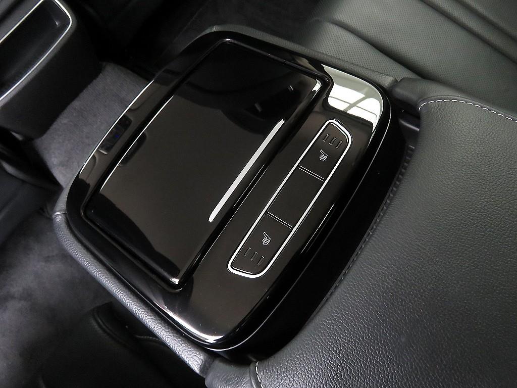 Genesis G80 - Vista 9