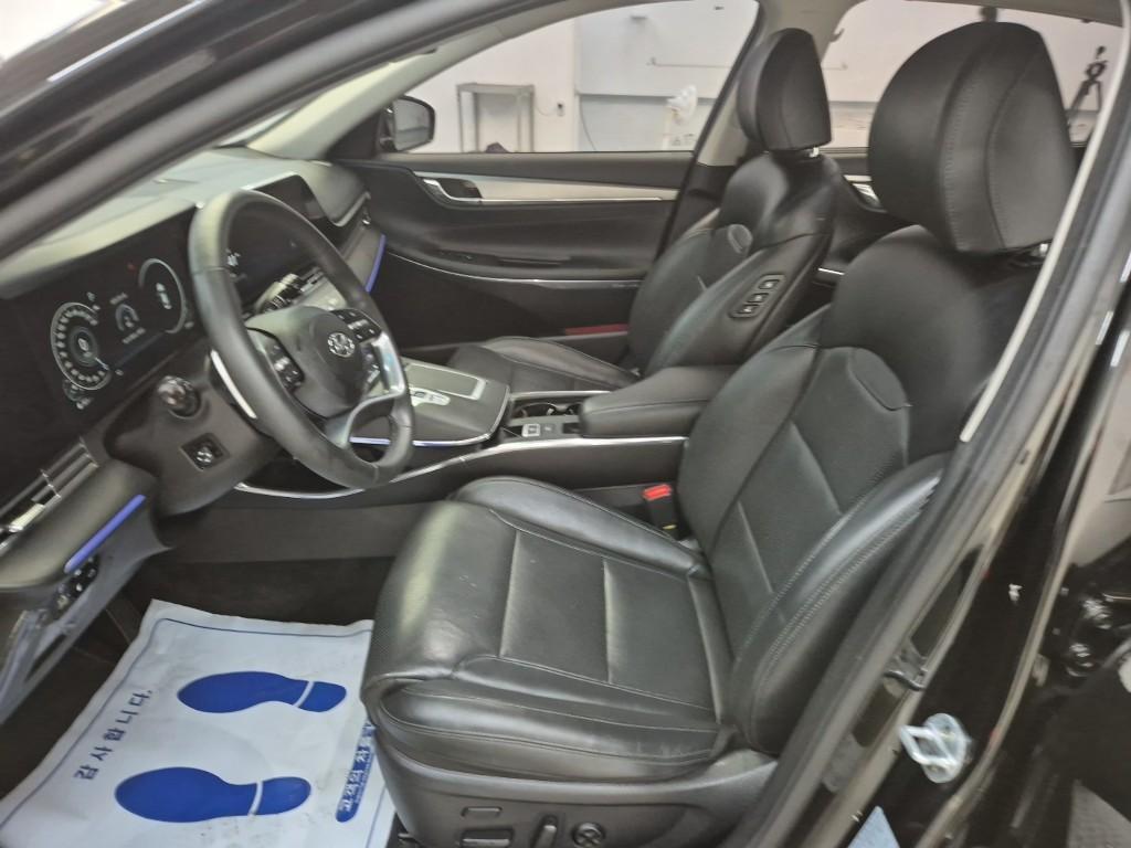 HYUNDAI Grandeur - Vista 11