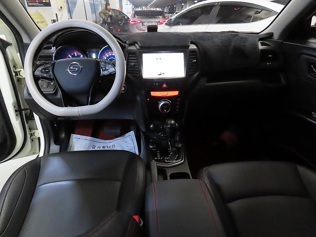 Ssangyong Tivoli - Vista 10