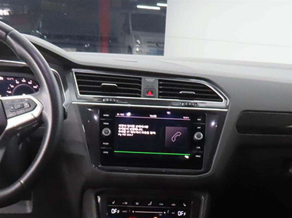 Volkswagen Tiguan - Vista 10