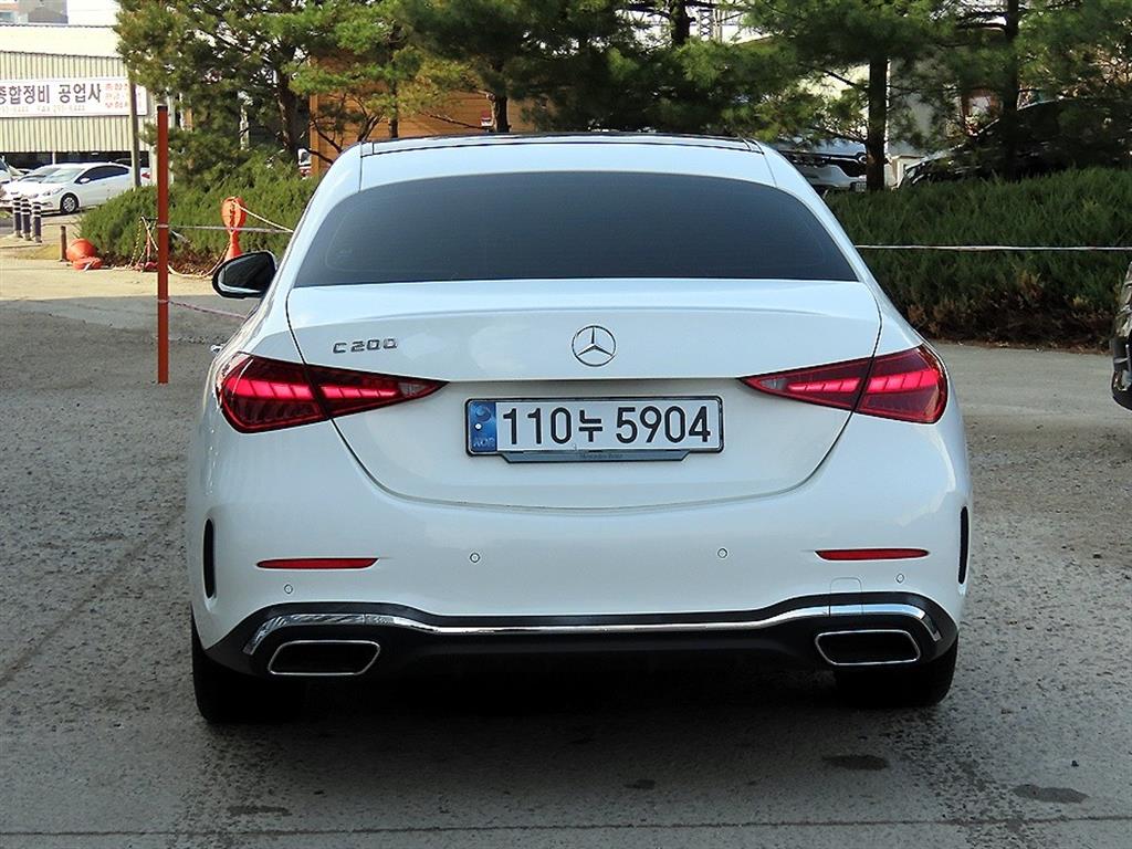 Mercedes Benz C Class - Vista 4