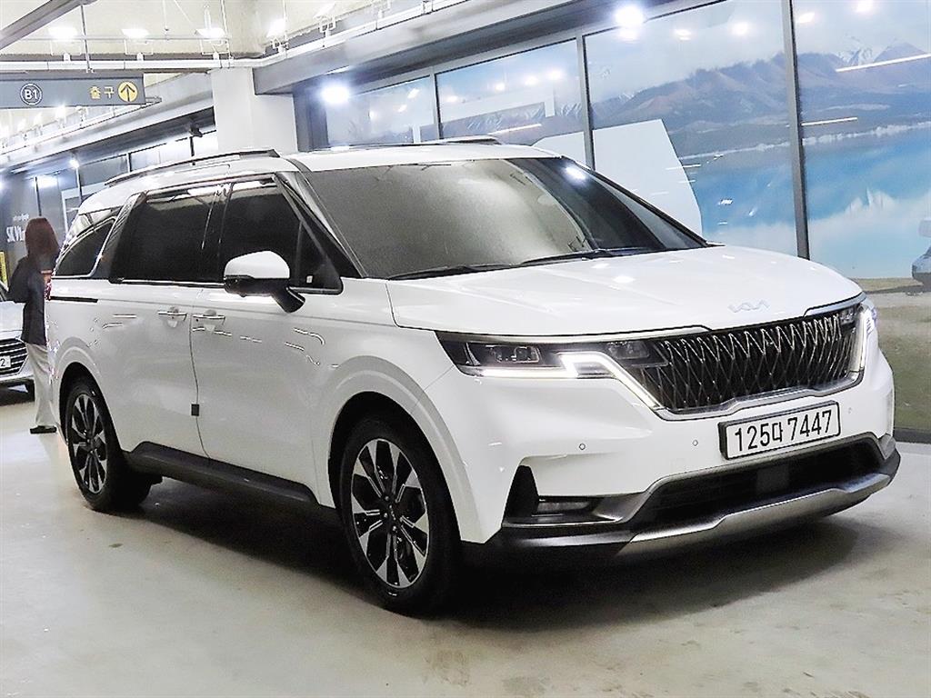 KIA Carnival 2022 Blanco - Importación desde Corea - HF Imports Iquique - Foto 1