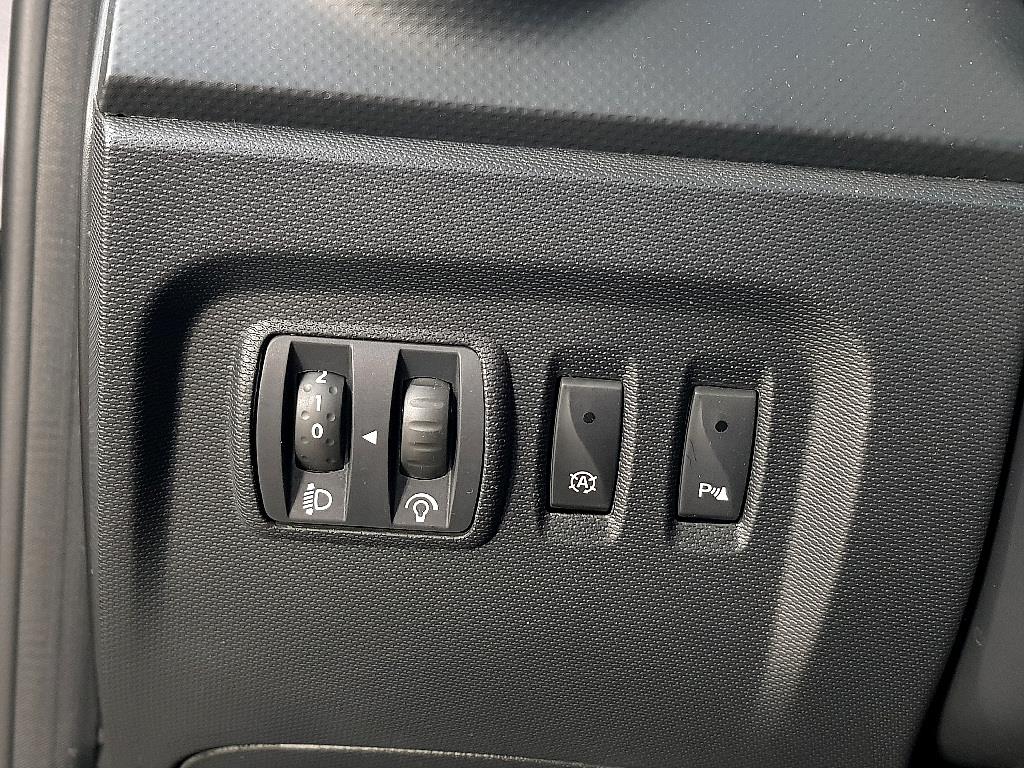 SAMSUNG QM3 - Vista 11