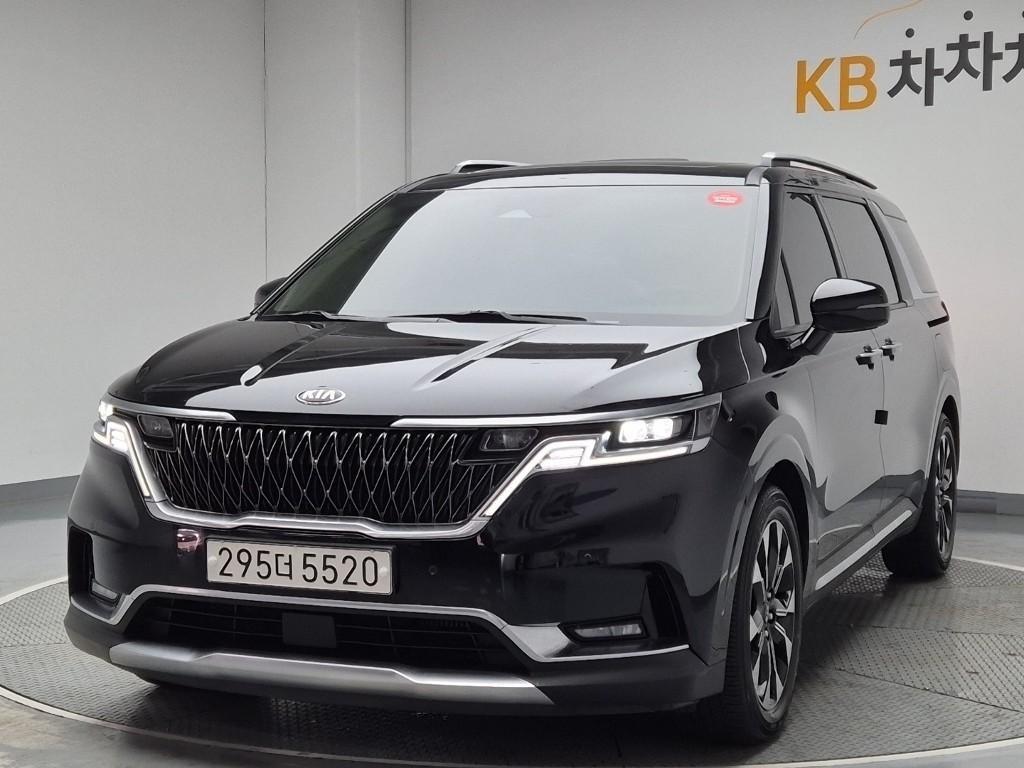 KIA Carnival 2021 Negro - Importación desde Corea - HF Imports Iquique - Foto 1