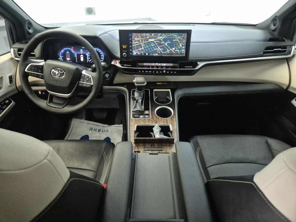 Toyota Siena - Vista 7