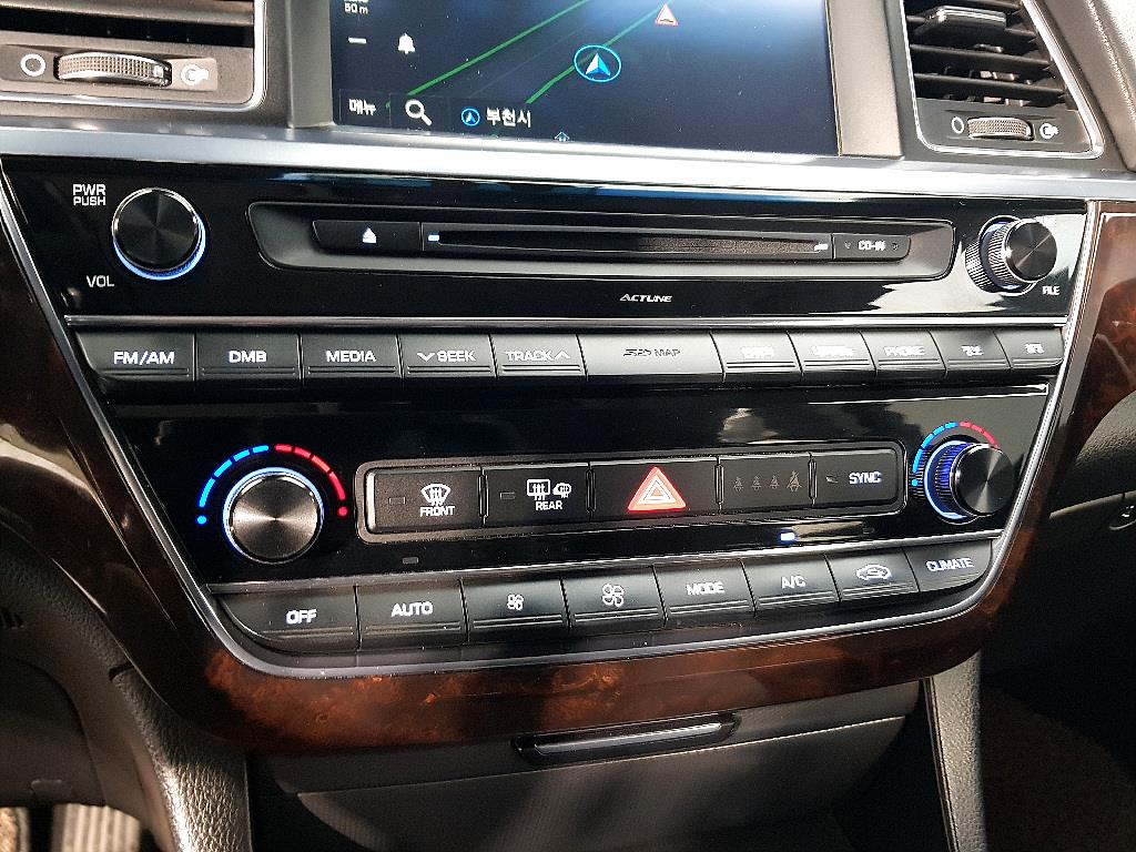 HYUNDAI Aslan - Vista 11