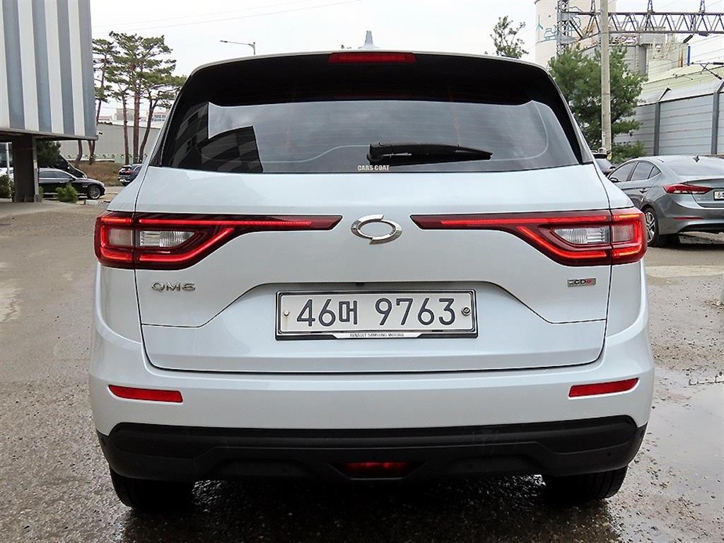 SAMSUNG QM6 - Vista 4