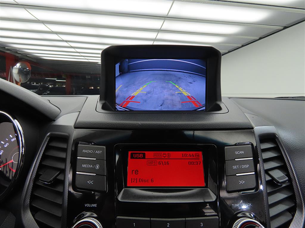 Ssangyong Tivoli 2017 Plateado - Importación desde Corea - HF Imports Iquique - Foto 15